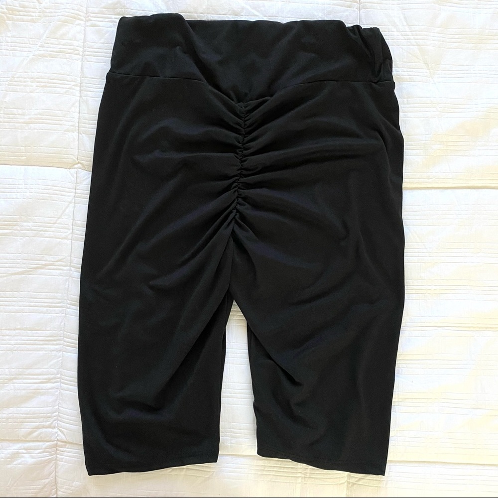 scrunched biker shorts
